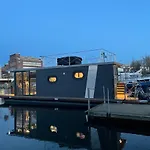 Hausboot Lore Duisburg