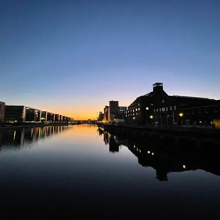 Hausboot Lore Ботель *