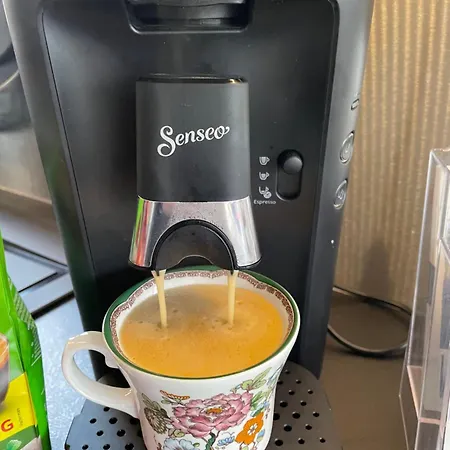 Hausboot Lore Ботель Дуйсбург