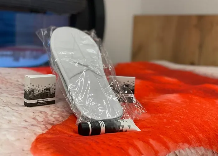 Botel Hausboot Lore *