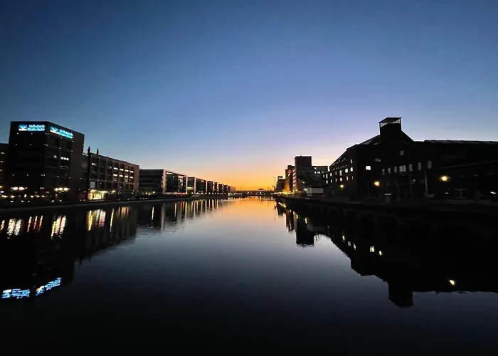 船屋 Hausboot Lore 杜伊斯堡