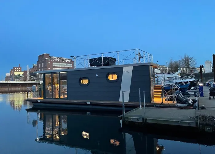 Hausboot Lore Duisburgo