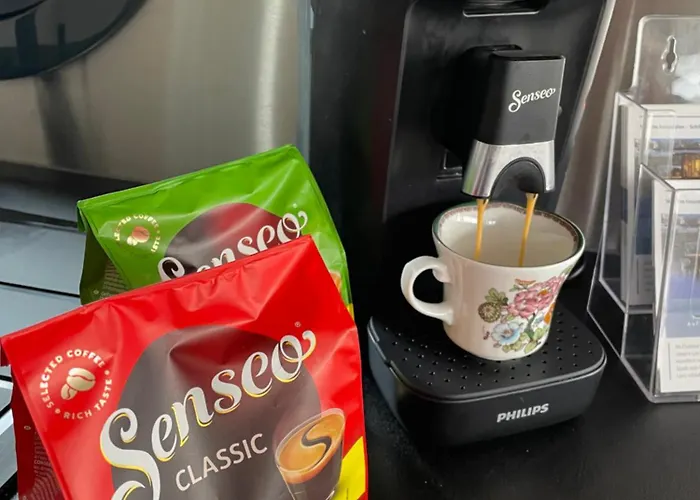 Hausboot Lore * Duisburgo